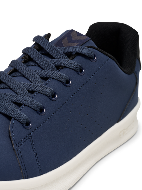 Hummel Men's Busan Synth. Nubuck Casual Shoe Hummel