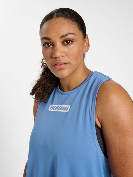 Hummel Women's Plush Curvy Tank Top Hummel