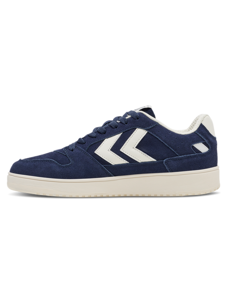 Hummel Men's St. Power Play Suede Running Shoe Hummel