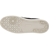 Hummel Men's St. Power Play Suede Running Shoe Hummel