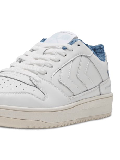 Hummel Women's St. Power Play Retro Casual Shoe Hummel