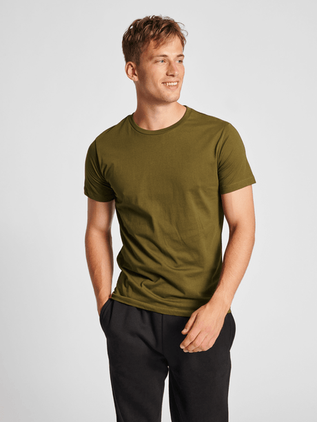 Hummel Men's Red Basic Short Sleeve T-Shirt Hummel