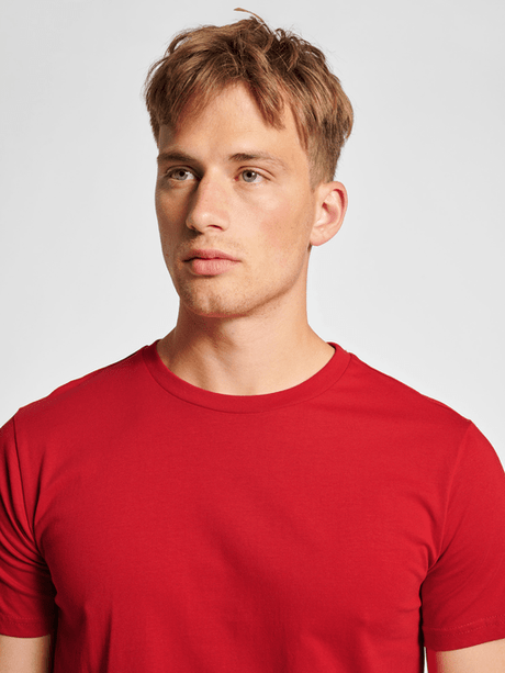 Hummel Men's Red Basic Short Sleeve T-Shirt Hummel
