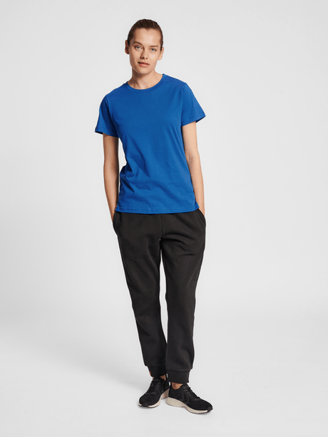 Hummel Women's Red Basic Short Sleeve T-Shirt Hummel