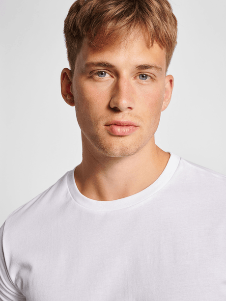 Hummel Men's Red Basic Short Sleeve T-Shirt Hummel