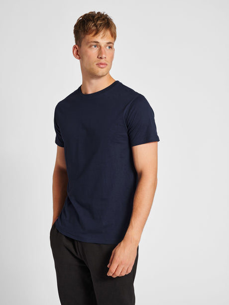 Hummel Men's Red Basic Short Sleeve T-Shirt Hummel
