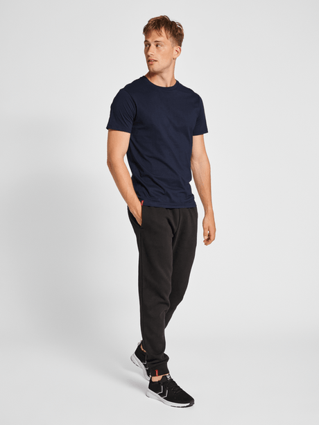 Hummel Men's Red Basic Short Sleeve T-Shirt Hummel