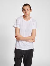 Hummel Women's Red Basic Short Sleeve T-Shirt Hummel