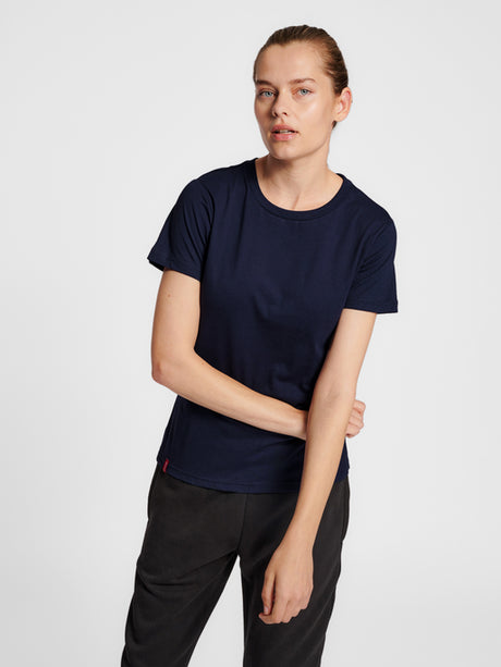 Hummel Women's Red Basic Short Sleeve T-Shirt Hummel
