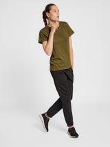 Hummel Women's Red Basic Short Sleeve T-Shirt Hummel