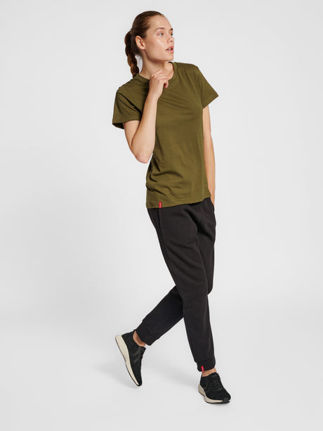 Hummel Women's Red Basic Short Sleeve T-Shirt Hummel