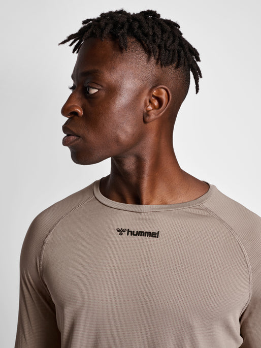 Hummel Men's Mt Bow Long Sleeve T-Shirt Hummel