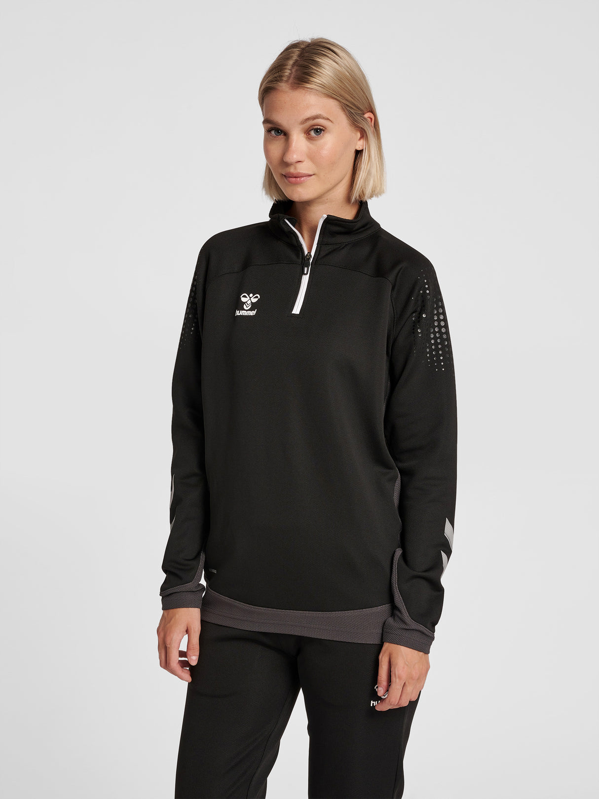 Hummel Women's Lead Half Zip Hummel