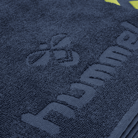 Hummel Large Towel Hummel