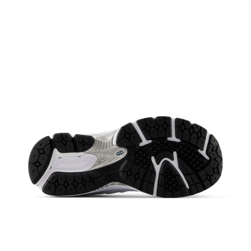 New Balance Youth 2002 Shoe - GC2002KA Wide Youth Footwear Training & Running