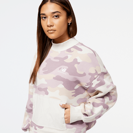 New Balance Women's Athletics Fashion Print Fleece Womens Apparel Sweatshirts & Fleece