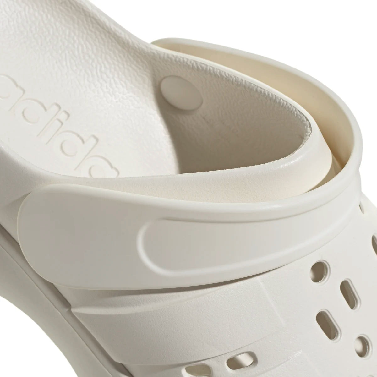 サンダル・ミュール adidas Adilette Platform Clogs White / JP9576 adidas Women's Adilette Platform Clogs – League Outfitters