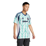 272668923.webp