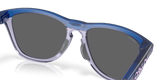 273145172.png