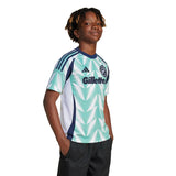 278713004.webp