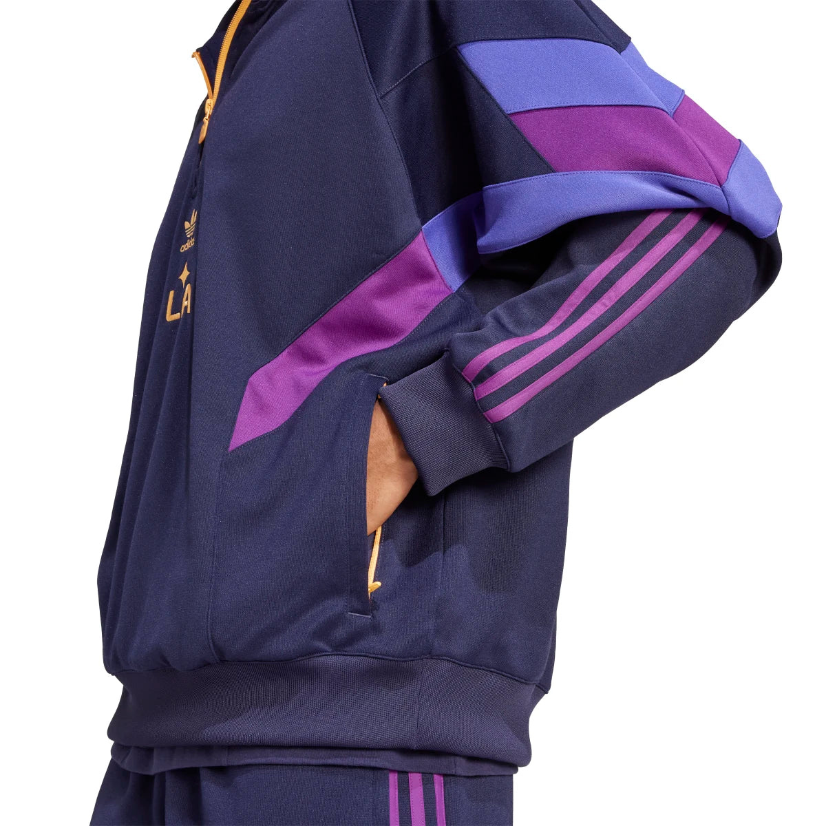 LA Galaxy ☆アディダス☆Originals Half-Zip Crew Sweatshirt adidas Men's LA Galaxy Originals Half-Zip Crew Sweatshirt