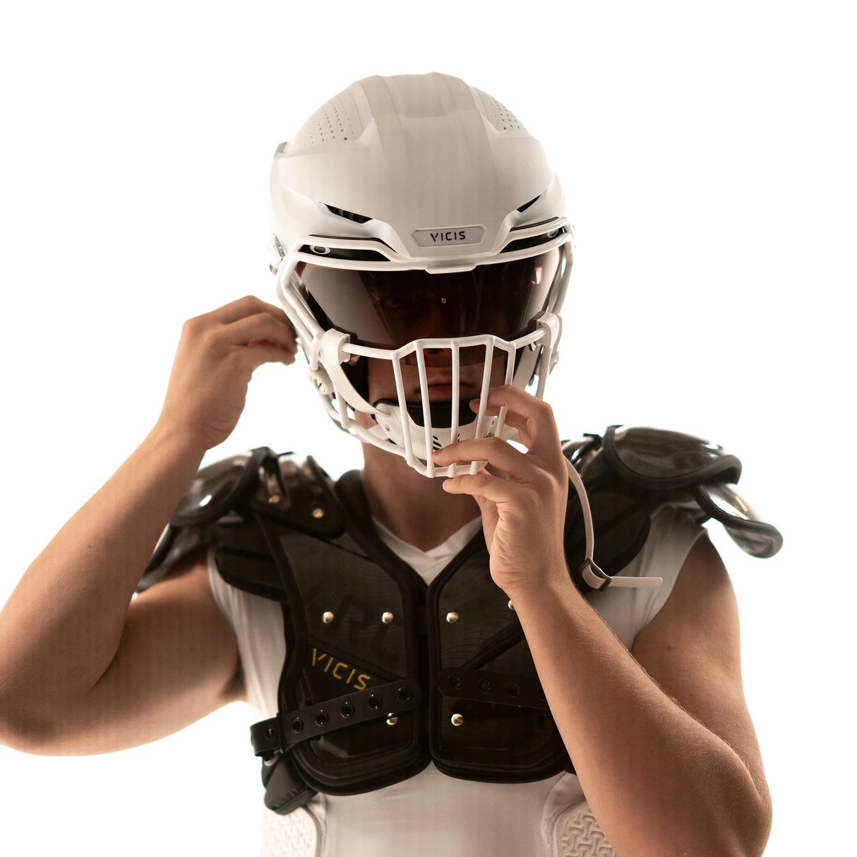 Vicis Arc _V1 Adult Trench Shoulder Pads Football Shoulder Pads Adult