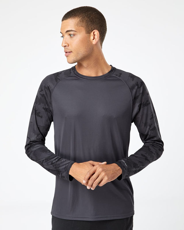 Paragon Men's Cayman Performance Camo Colorblocked Long Sleeve T-Shirt