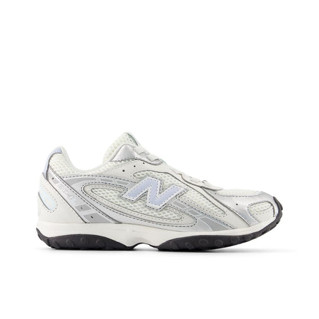 New Balance Girls' 204L Lace Shoes-1
