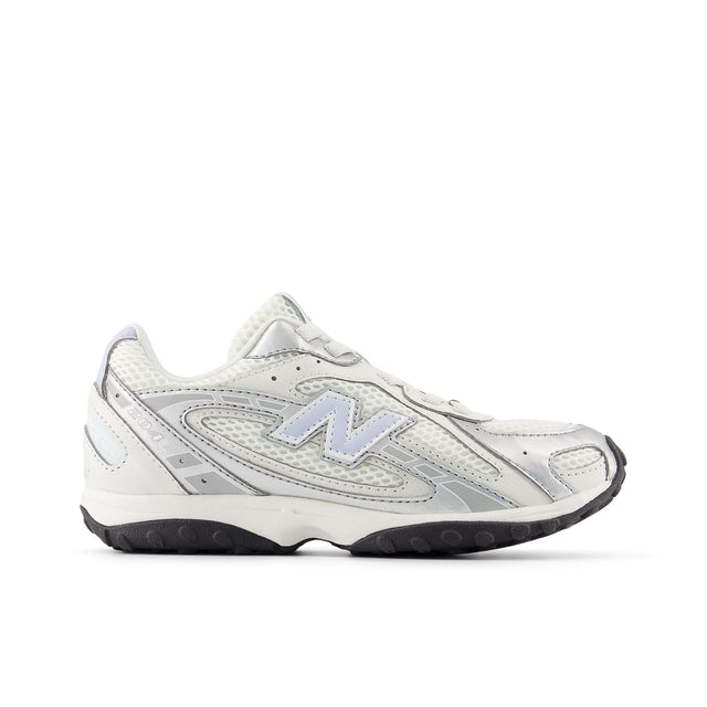New Balance Girls' 204L Lace Shoes-1