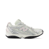 New Balance Girls' 204L Lace Shoes-1