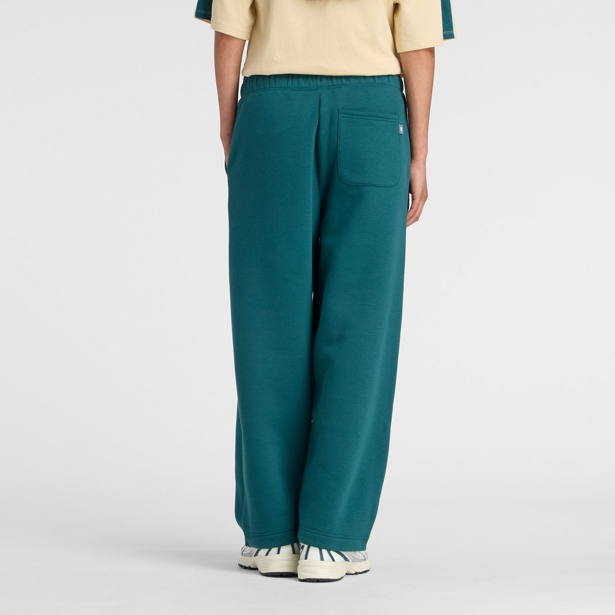 New Balance Women's Trackside Fleece Barrel Pants-3