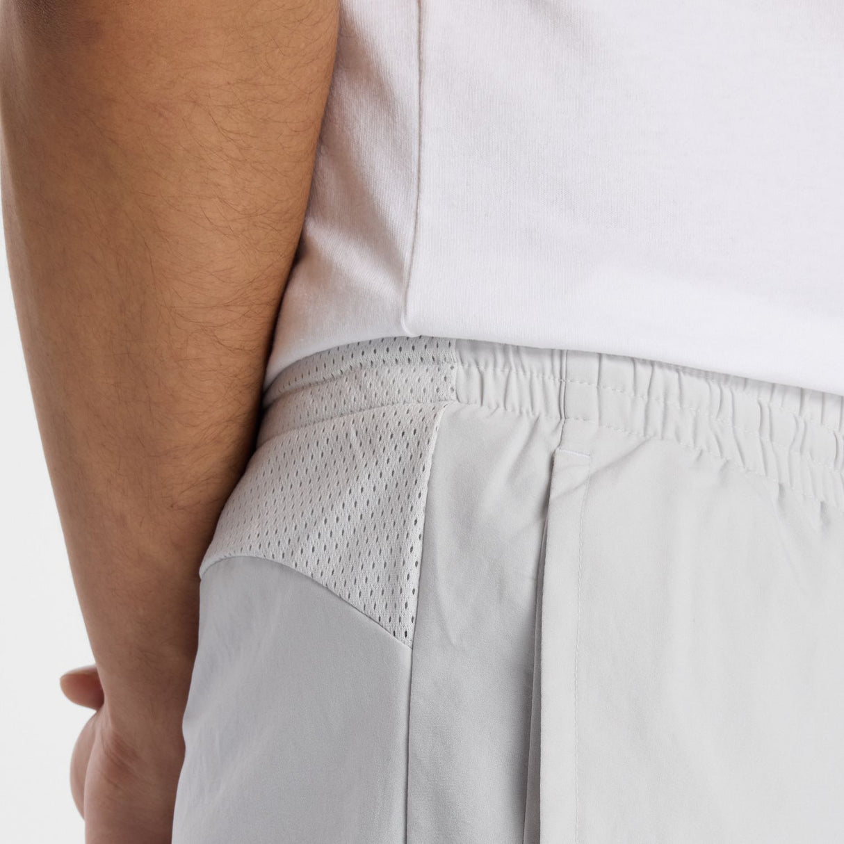 New Balance Men's Nationals Indoor Sport Essentials Shorts 5-6