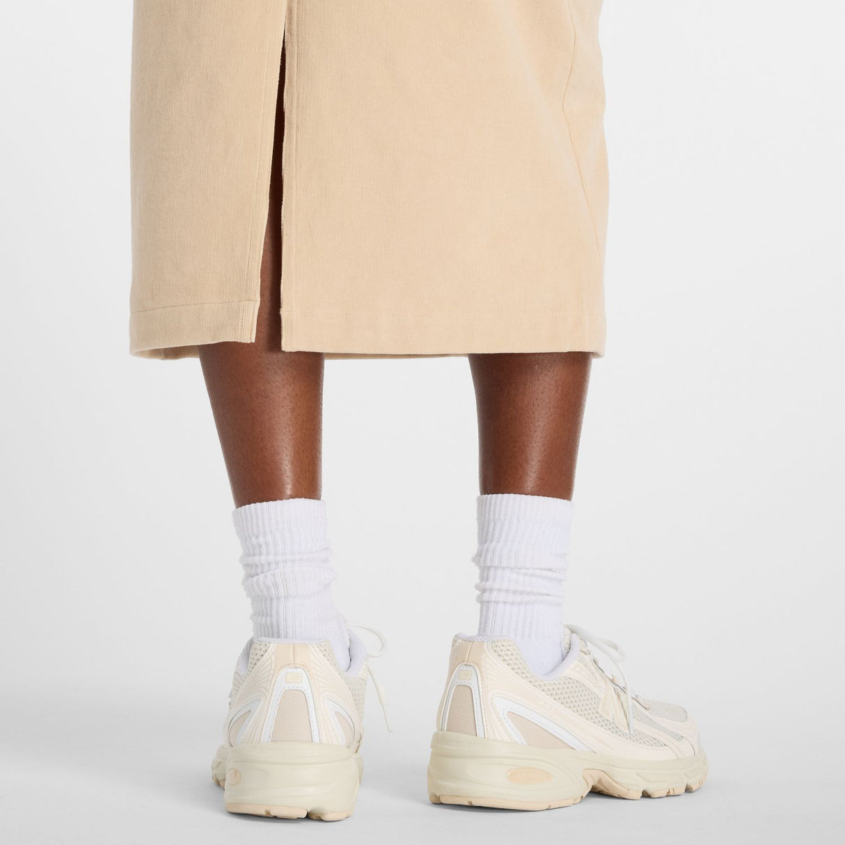 New Balance Women's Stretch Corduroy Midi Skirt-7