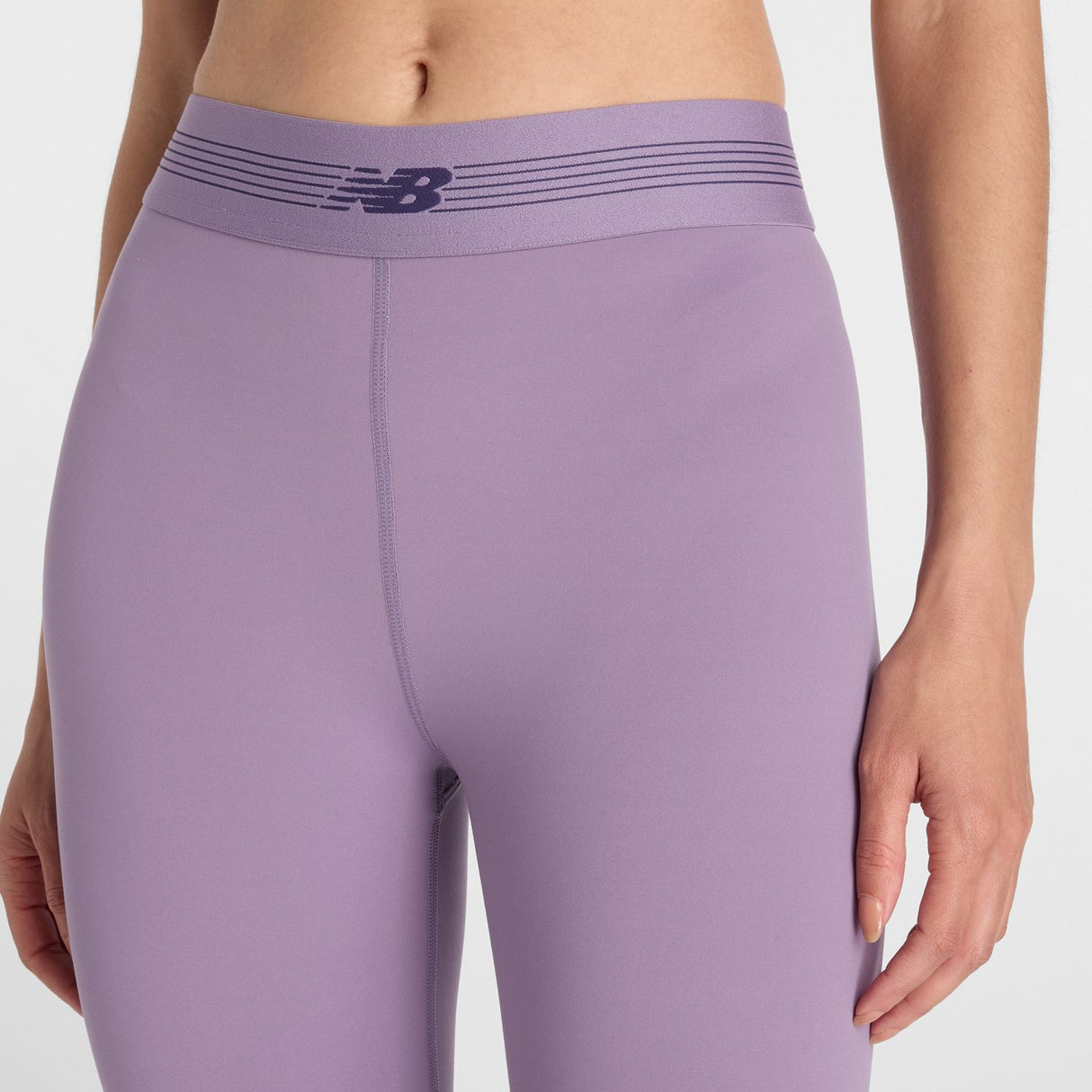 New Balance Women's AC Leggings 25-12