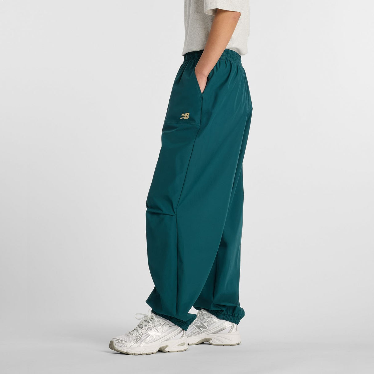 New Balance Women's Trackside Woven Pants-2