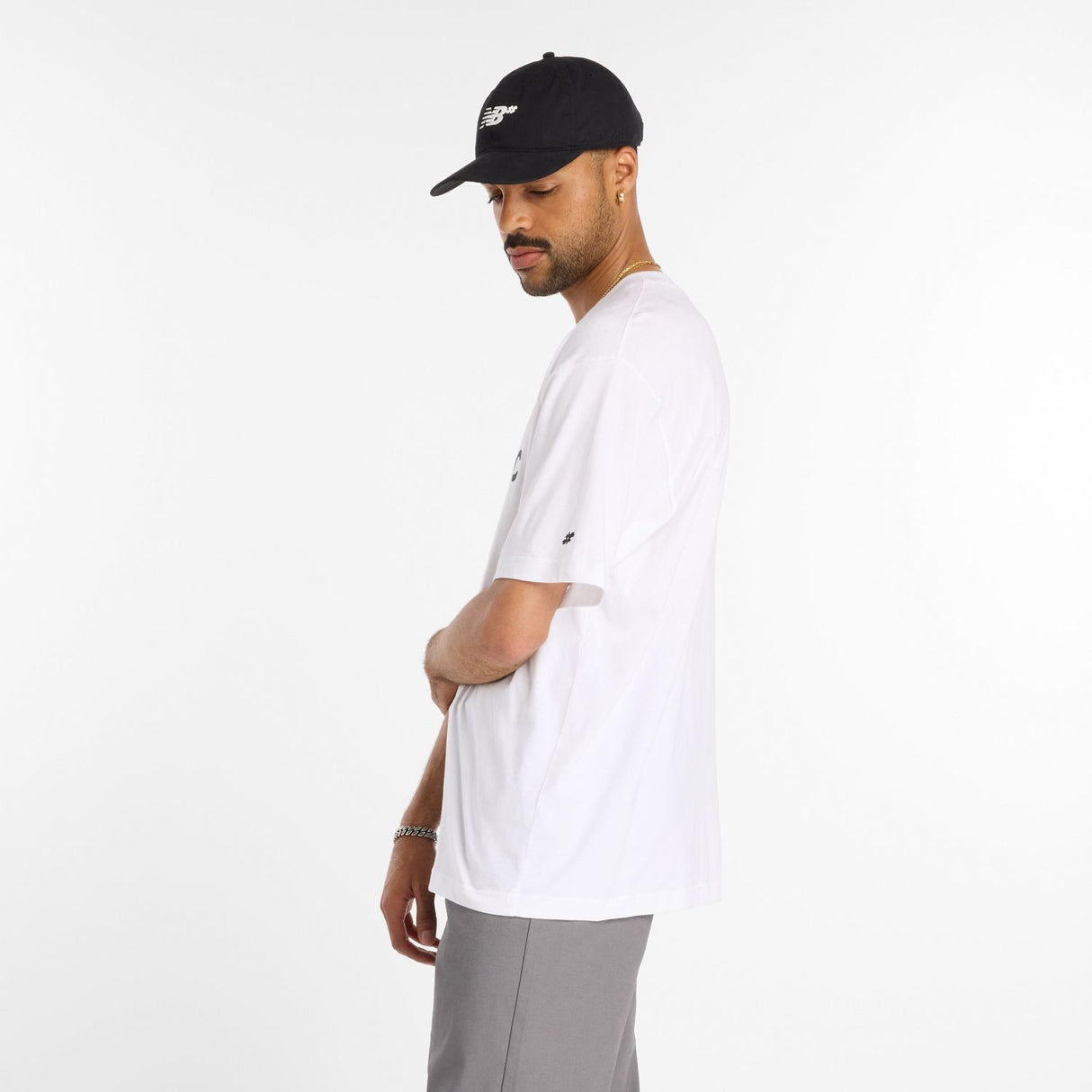New Balance Men's Numeric Linear Logo T-Shirt-4