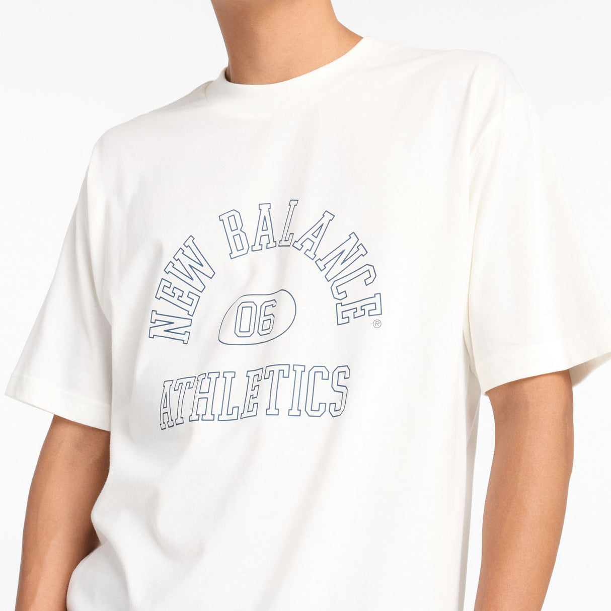 New Balance Men's Graphic T-Shirt-4