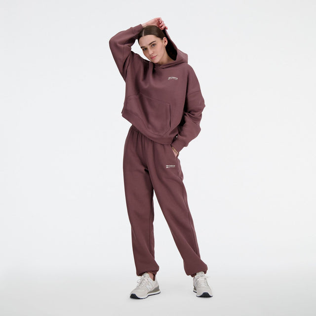 New Balance Women's Linear Heritage Brushed Back Fleece Sweatpants-1