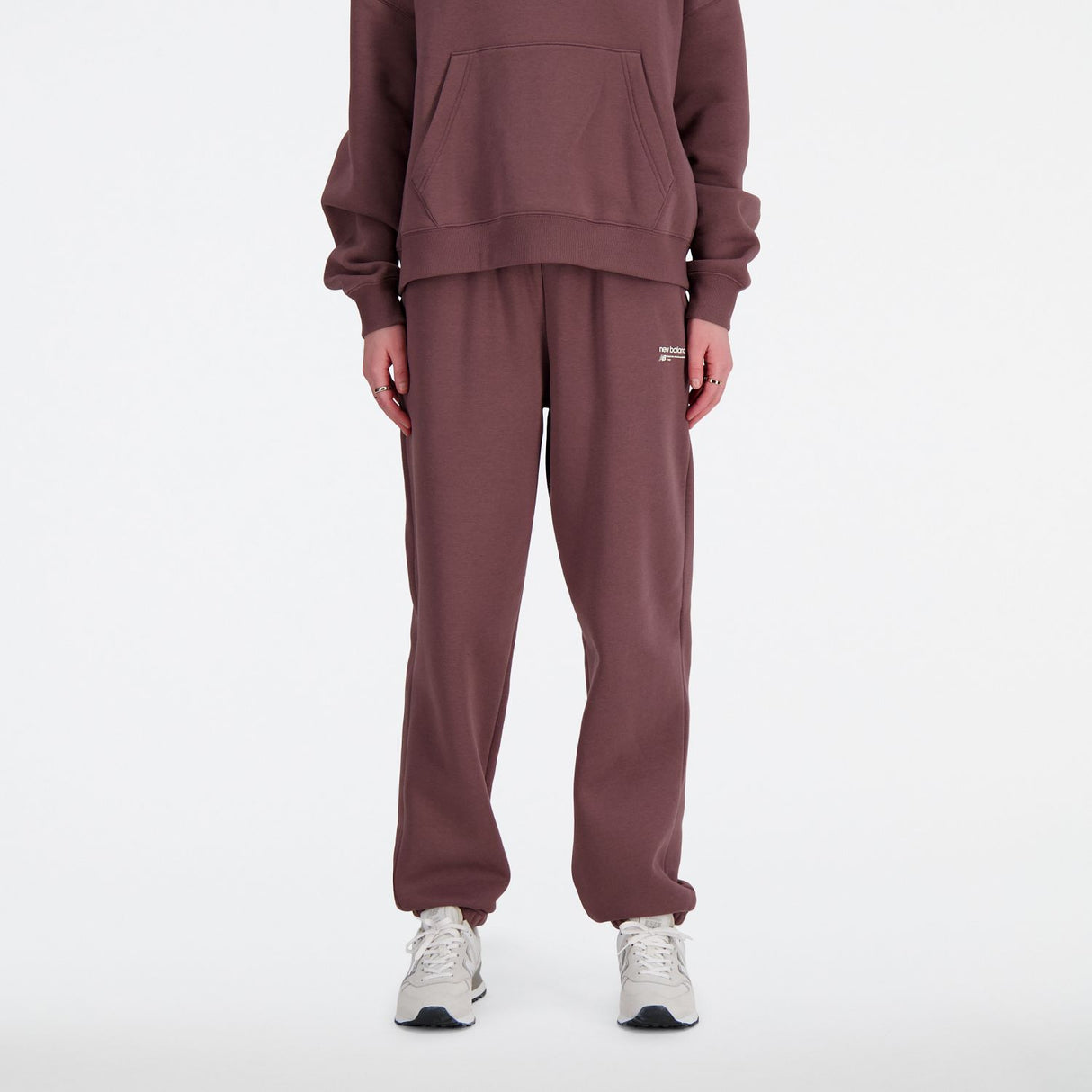 New Balance Women's Linear Heritage Brushed Back Fleece Sweatpants-3