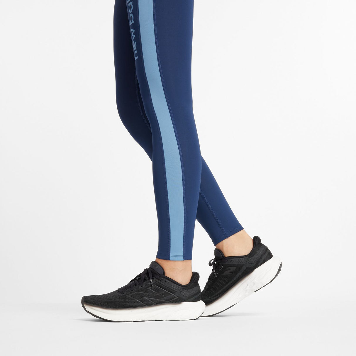 New Balance Women's Tech Training High Rise Pocket Tights-6