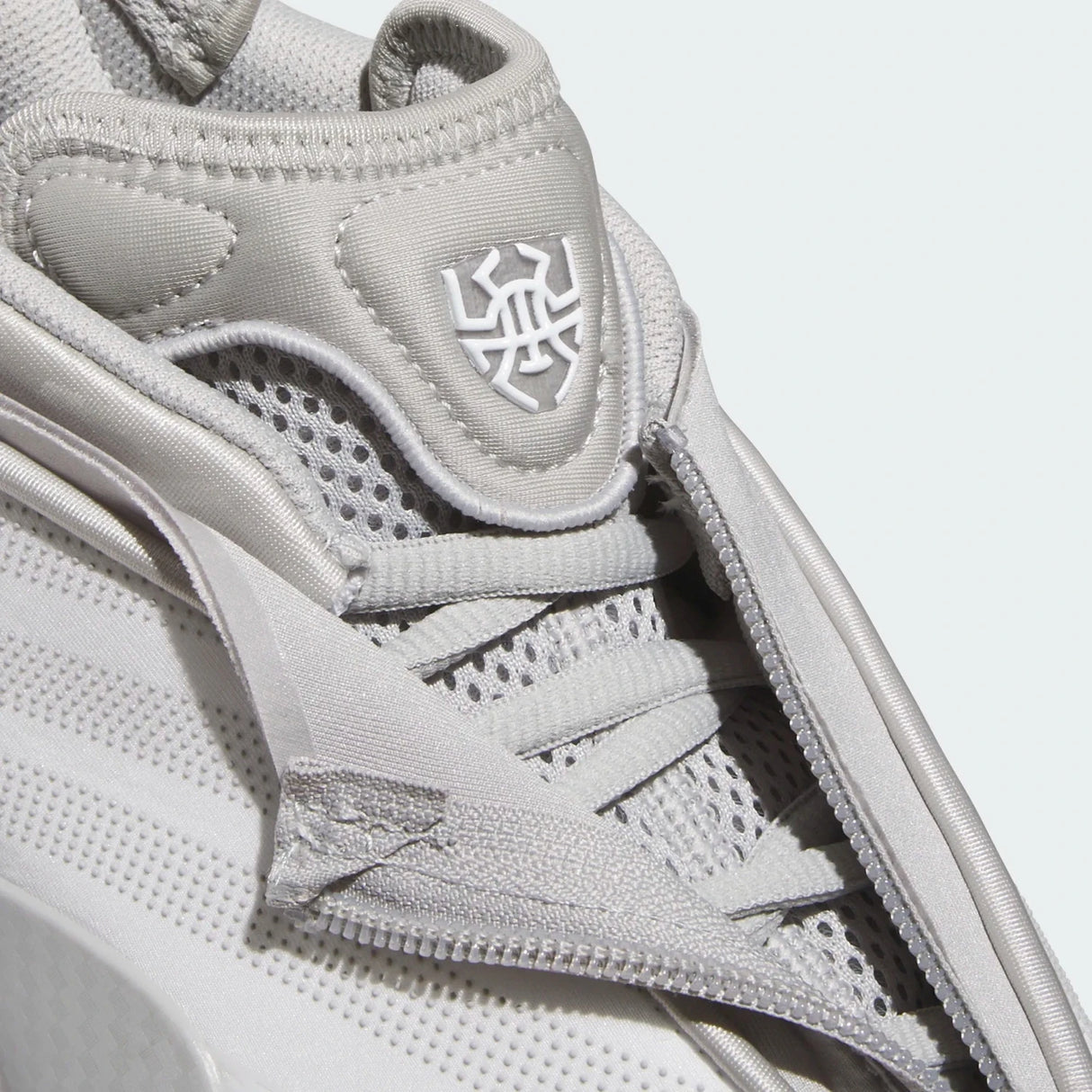 adidas Men's D.O.N. Issue 7 Basketball Shoes