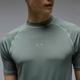 Oakley Men's Ventura Short Sleeve Rashguard T-Shirt-5