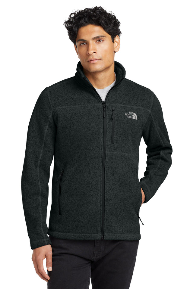The North Face Men's    Sweater Fleece Jacket