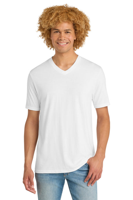 District Men's     Perfect Tri   V-Neck Tee