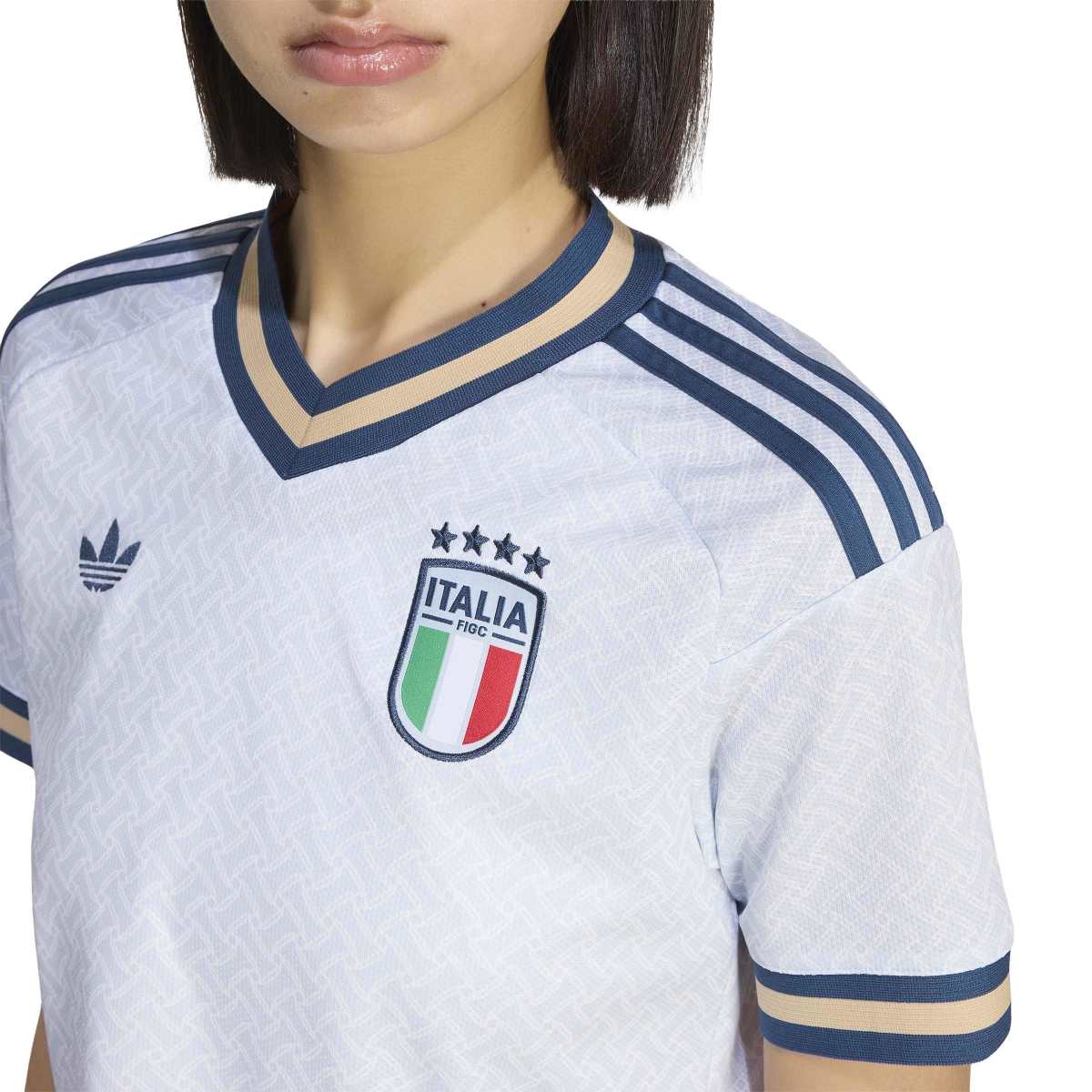 adidas Women's Italy 26 Away Cropped Jersey-6