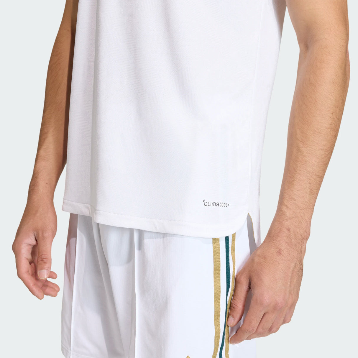 adidas Men's Saudi Arabia 26 Away Authentic Jersey-4