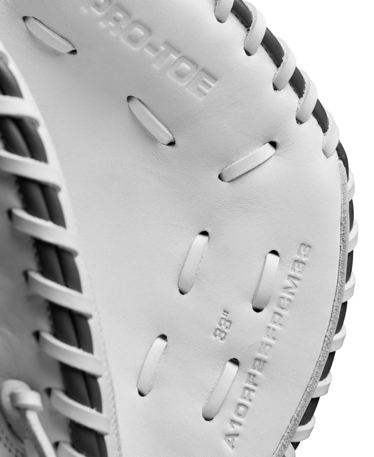 Wilson 2024-2025 A1000 CM33 33" Fastpitch Softball Catchers Mitt-6