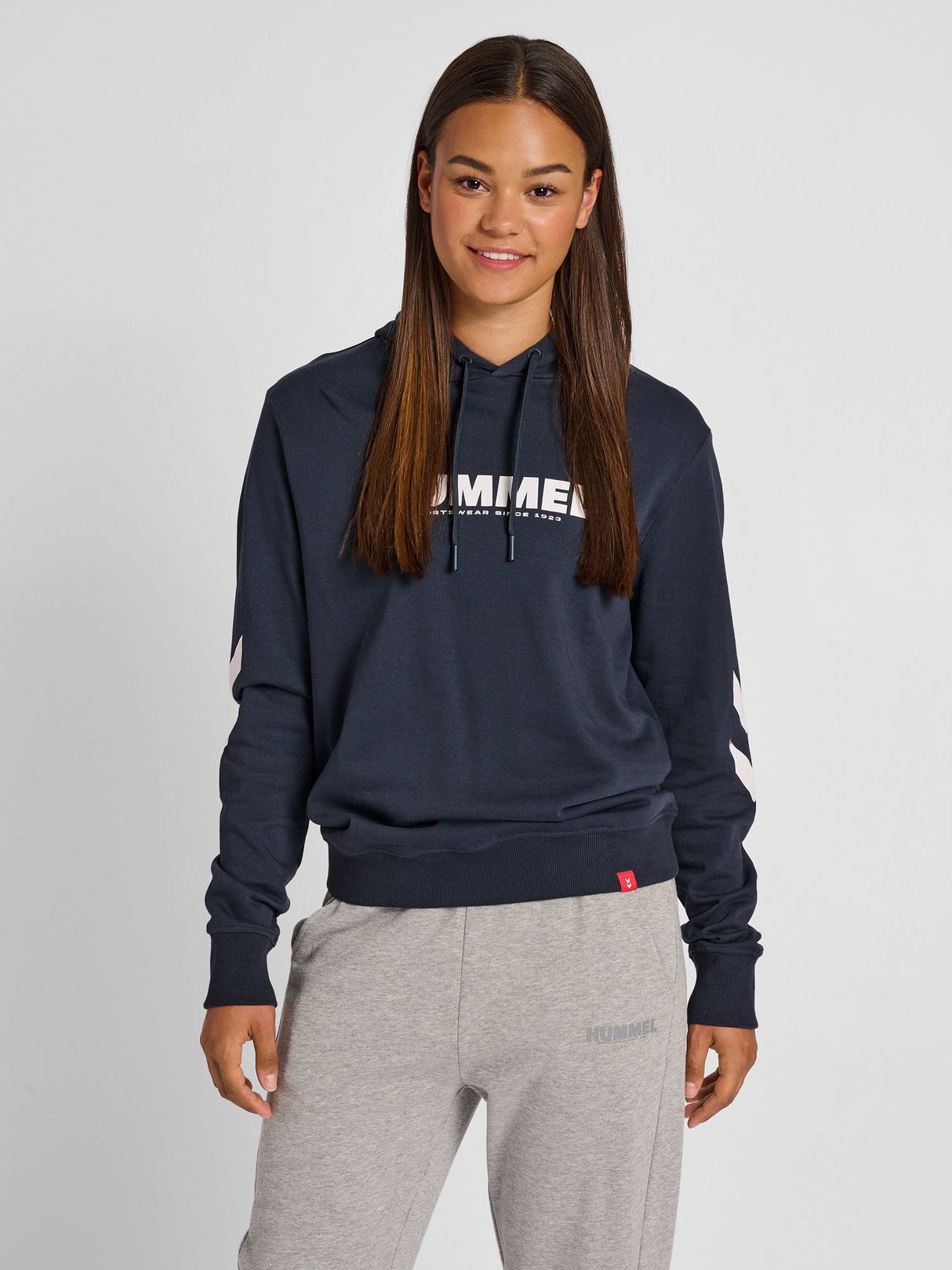 hummel Unisex Legacy Logo Hoodie-5