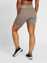 hummel Women's Training Essentials Christel 2-Pack Seamless Shorts-7
