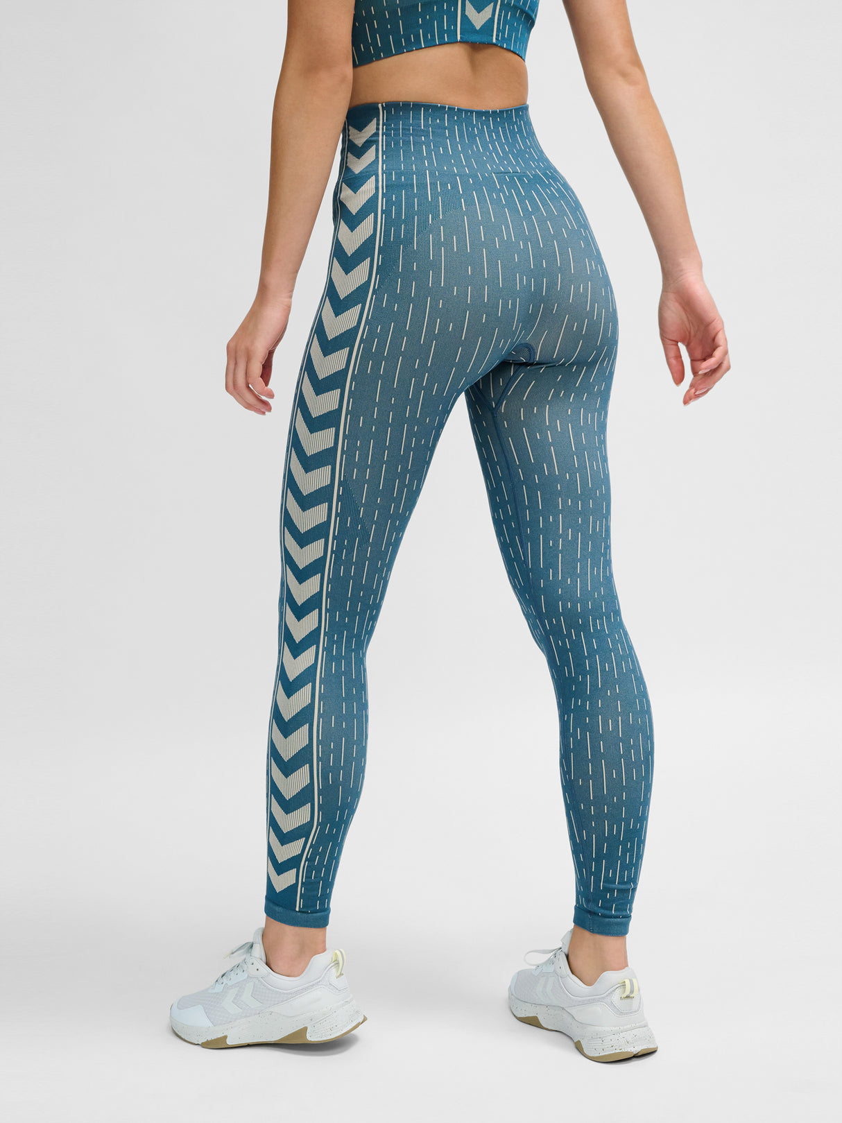hummel Women's Mindful Training Drops Seamless Mid Waist Tights-7